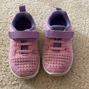 Toddler girl tennis shoes size 7